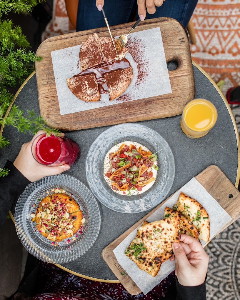 best brunch in paris with granola bowls 