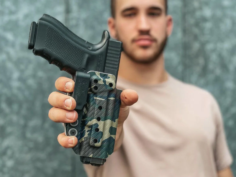 An image showing the Glock 19X with its compact slide and full-size grip.