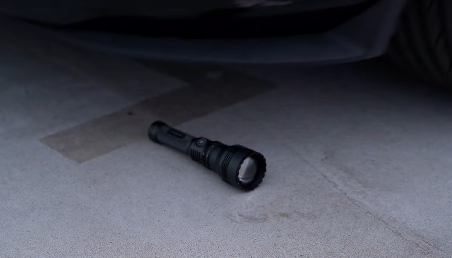 cyber tools flash light ran over by car