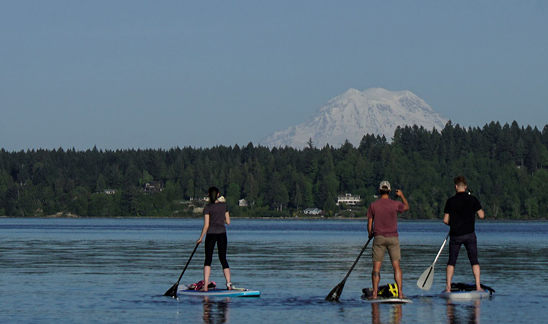 stand up paddle boards with planing hull 