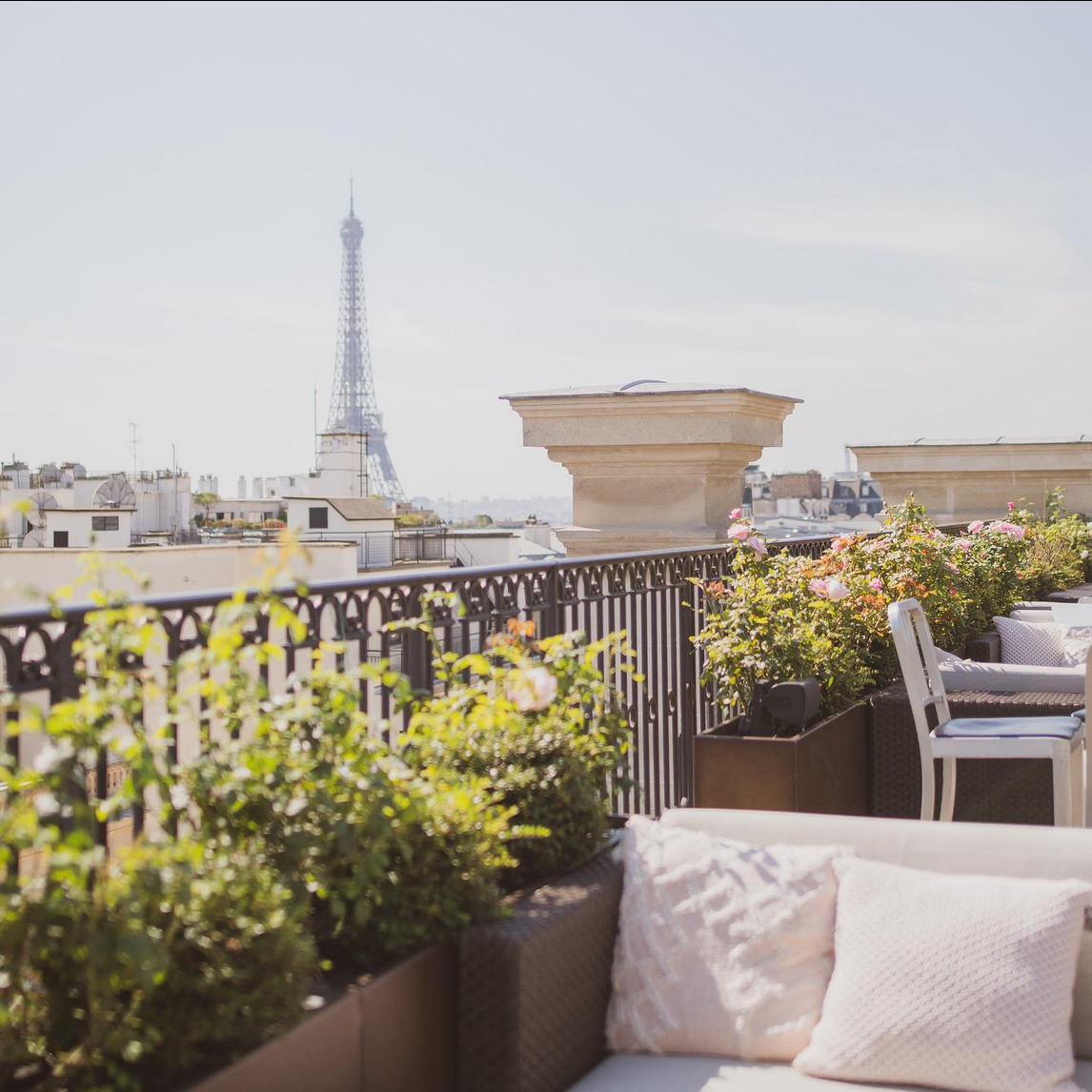 paris hotel with eiffel tower view 