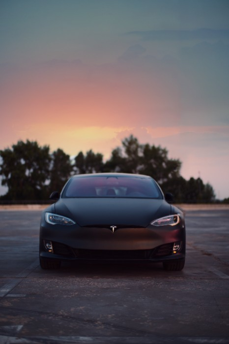 A business like Tesla Don't need multiple words to represent its branding