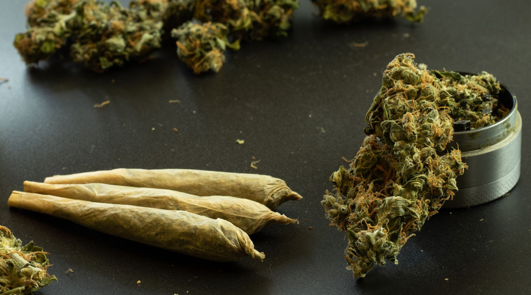 Ultimate Guide to Rolling the Perfect Weed Joint