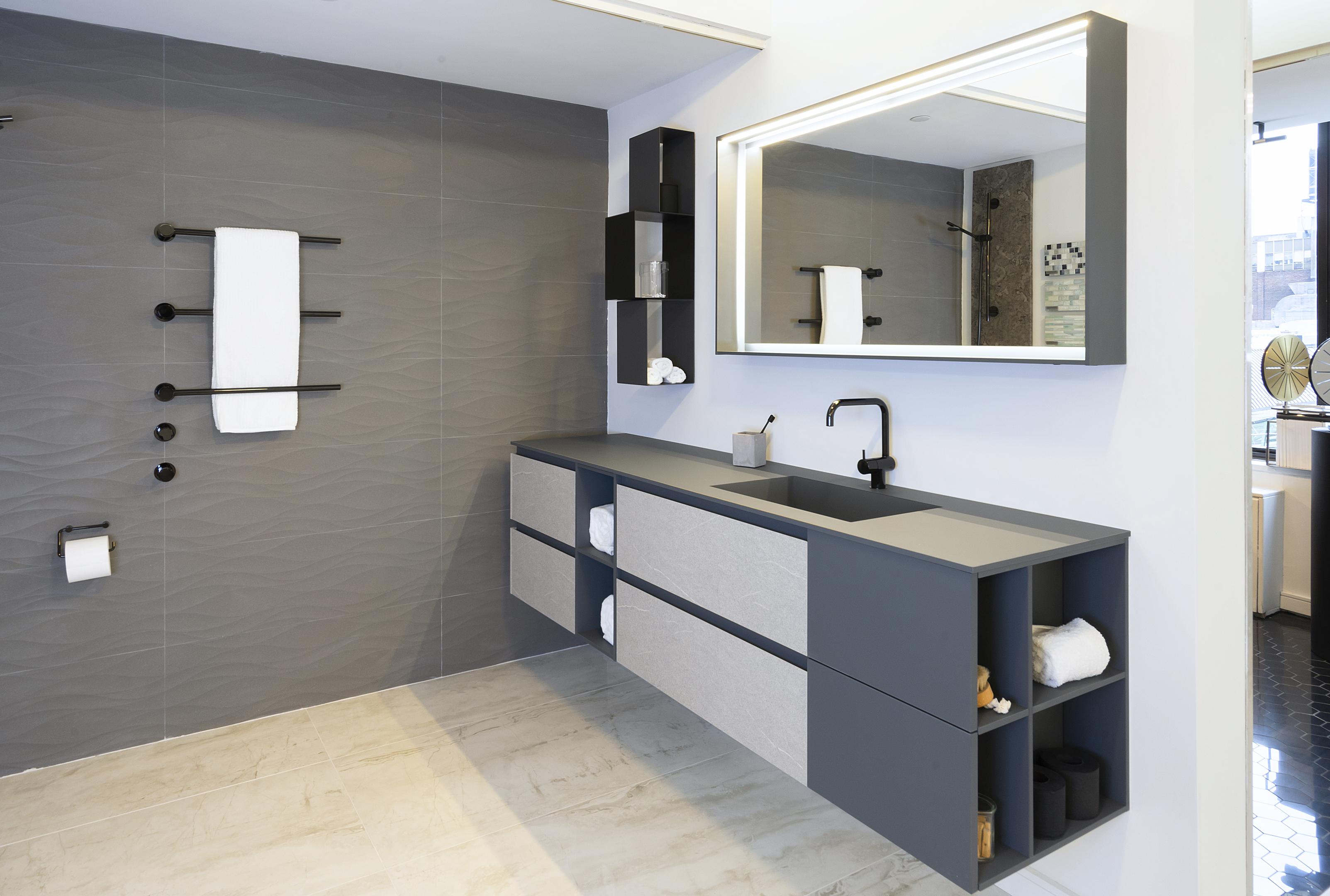 Urban Duplex pairs adaptable modular storage with VOLA in Black PVD for a cohesive composition.