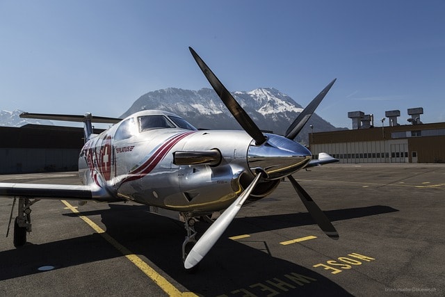 pilatus pc-12, plane, turboprop