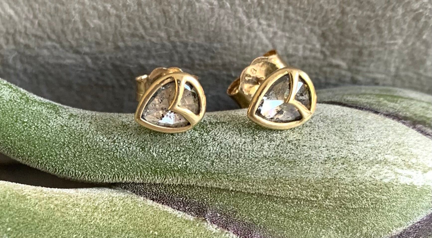 https://www.thephoenixdc.com/products/rachel-atherley-salt-pepper-diamond-owl-post-earrings?_pos=1&_sid=3dcdf6fb7&_ss=r