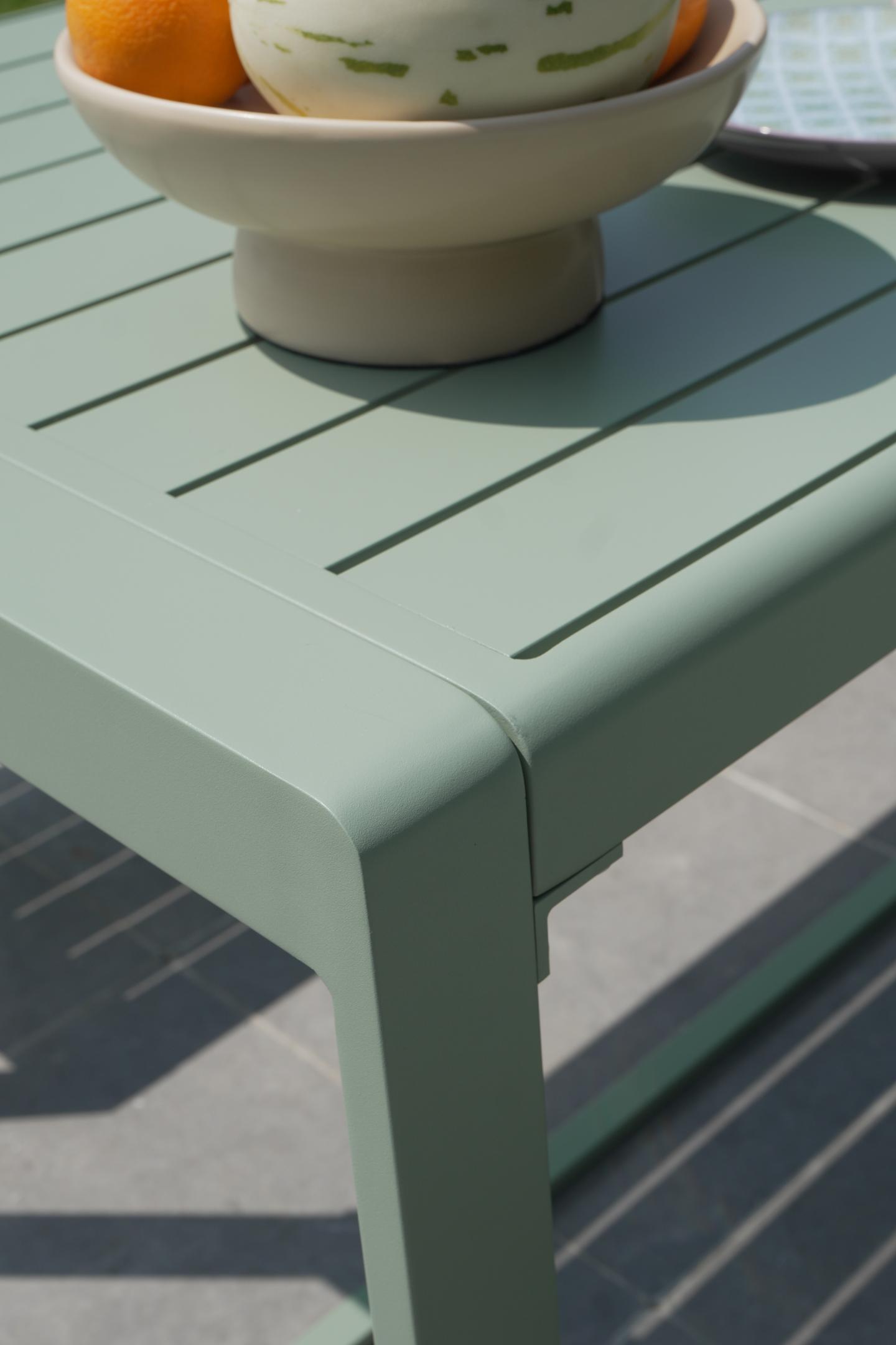 salon de jardin en aluminium vert tendance 2026