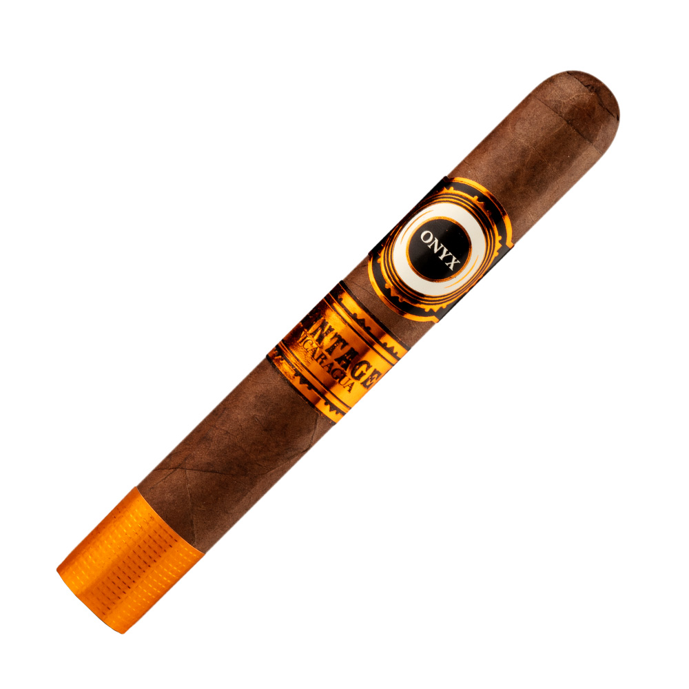 A picture of Onyx Vintage Nicaragua Toro cigars, a great-burning Nicaraguan puro with a balanced flavor profile
