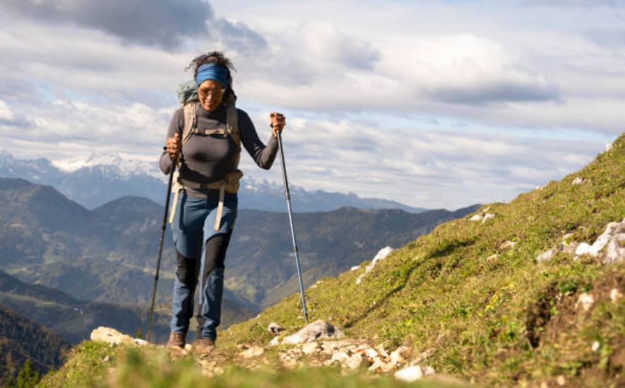 Top Clothing Items to Wear When Hiking