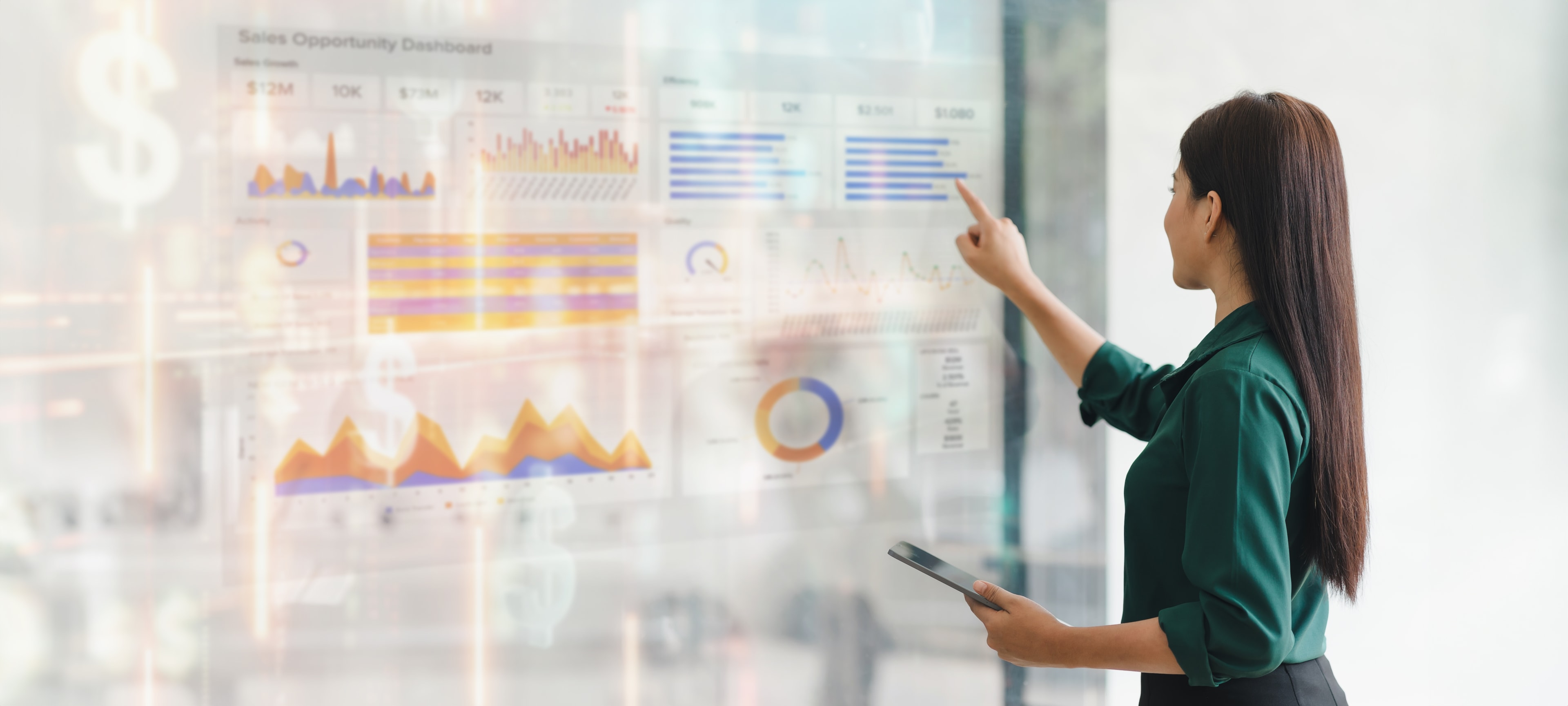 analiza działań content marketingowych przez specjalistkę ds. marketingu