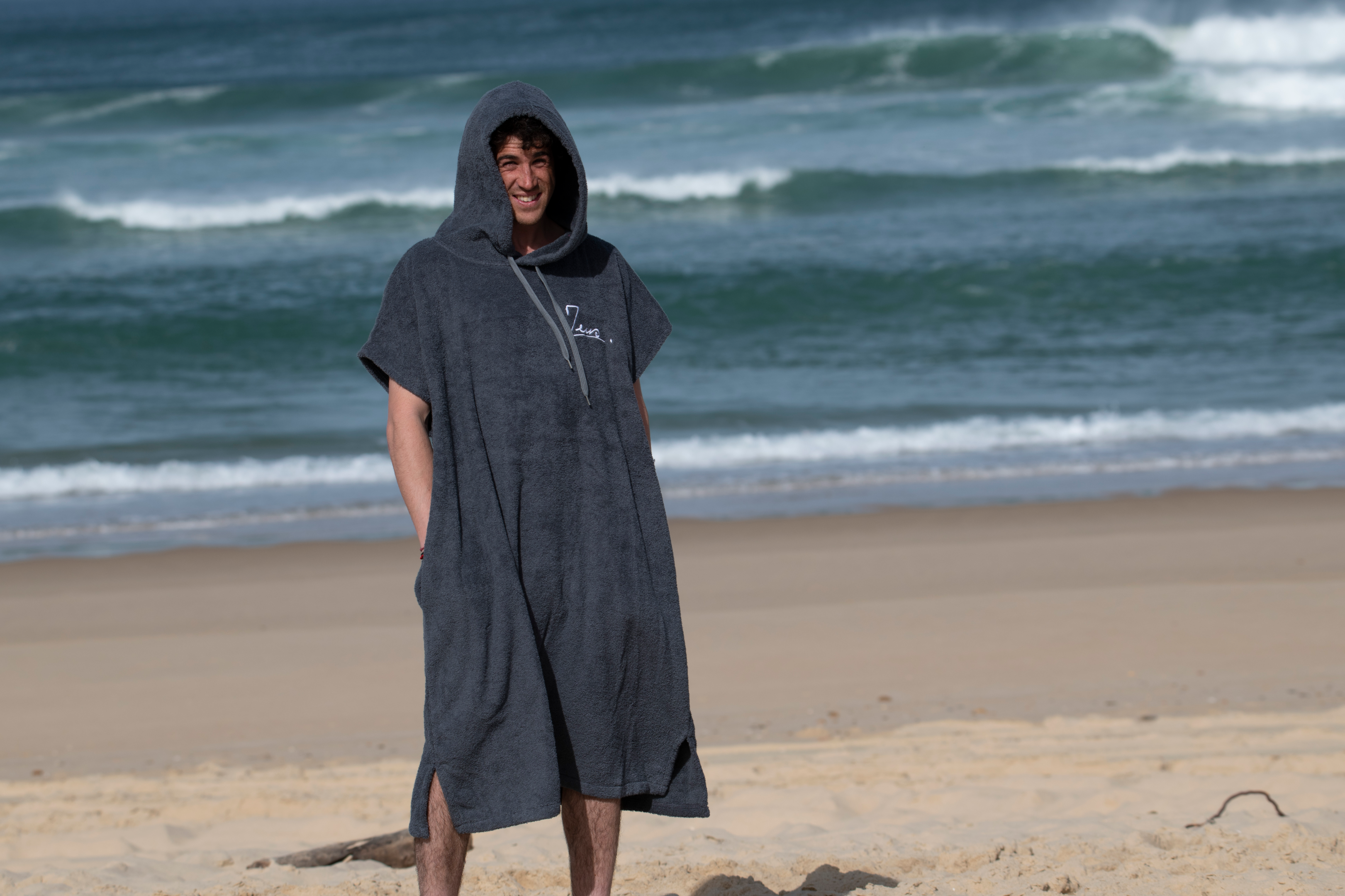 Serviette ou poncho: comment faire le bon choix pour la plage