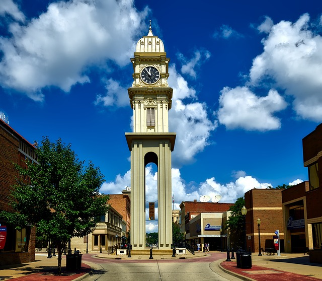dubuque, iowa, clock tower, major cities in Iowa, investing in Iowa, high demand areas, rental market, investment property, rental income, Iowa city, real estate investing, thriving city, good rent ratio for ROI