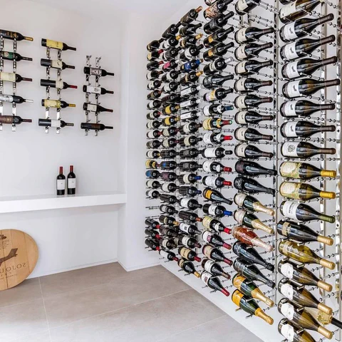 Modern Wine Wall Rack for Wine Room