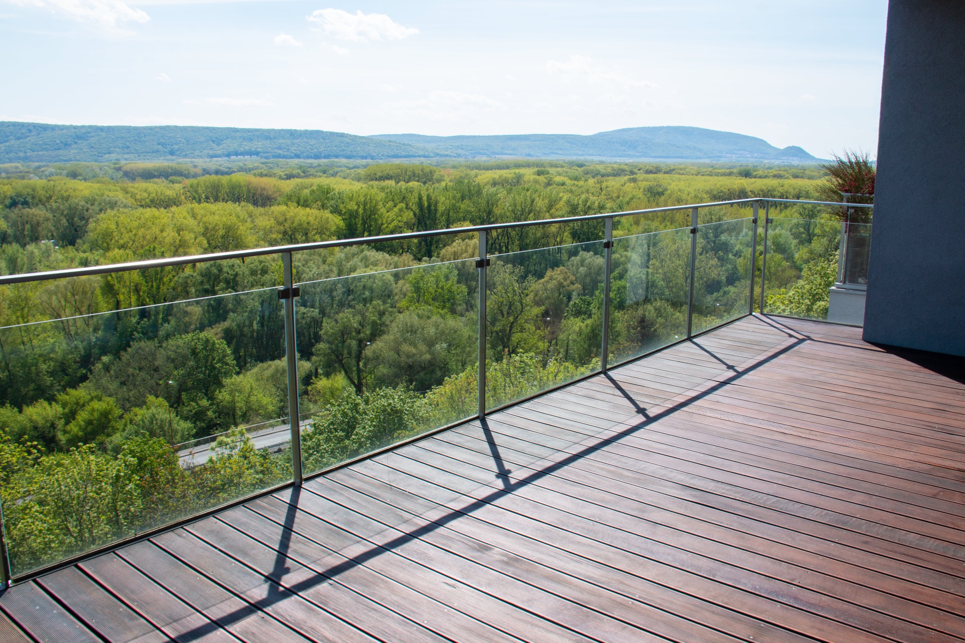 outdoor glass railings