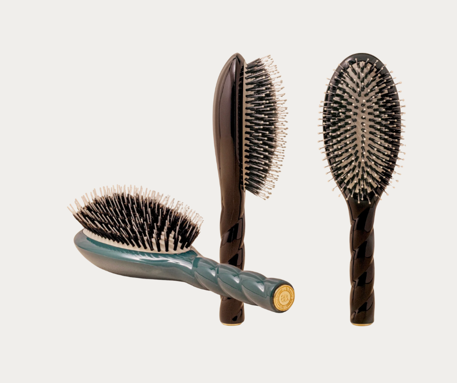 La Bonne Brosse Hair Brushes in blue and brown