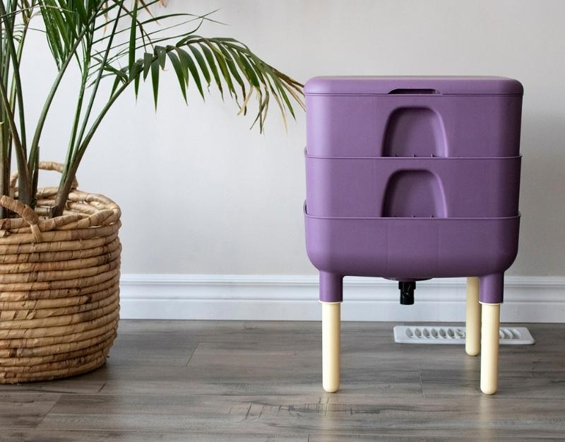 Plastic hotfrog essential living compost bin