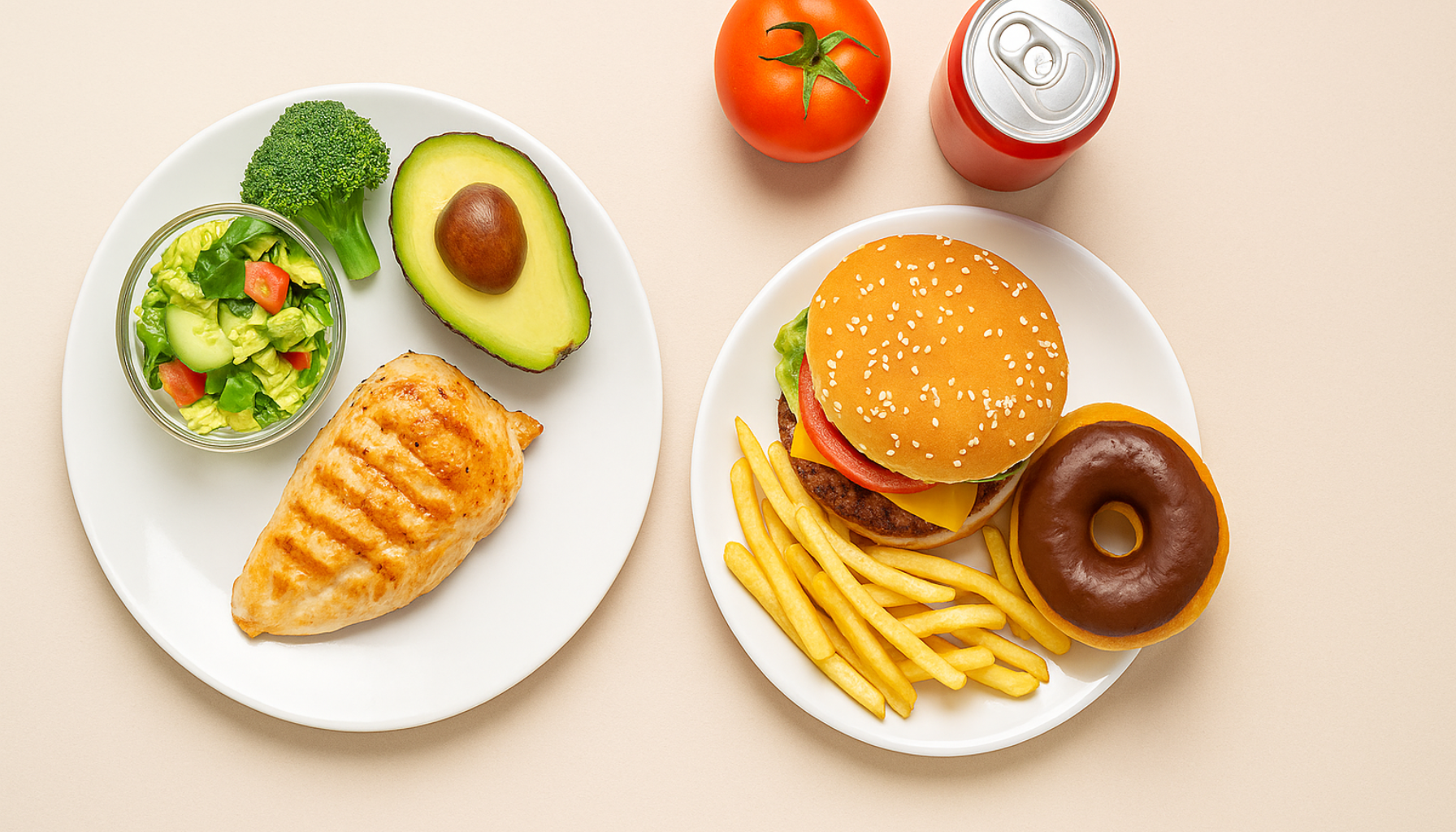 Sunt kosthold for spiserørsbrokk med grønnsaker og kylling kontra usunt med burger, pommes frites og brus.