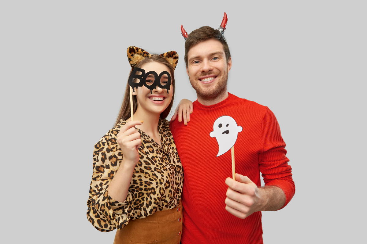 Funny couples Halloween costumes that bring joy.