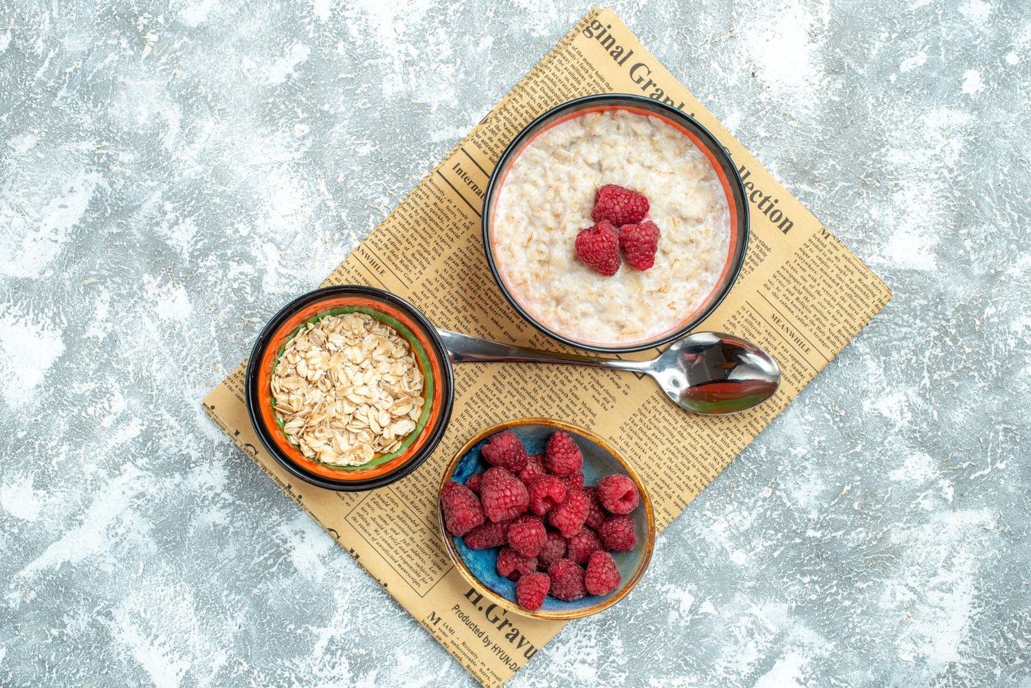 Oatmeal (https://www.freepik.com/free-photo/top-view-delicious-porridge-with-raspberries-light-background_16938199.htm#fromView=search&page=2&position=4&uuid=3fd0828f-3dab-49ce-b683-a2f0cef50e82)