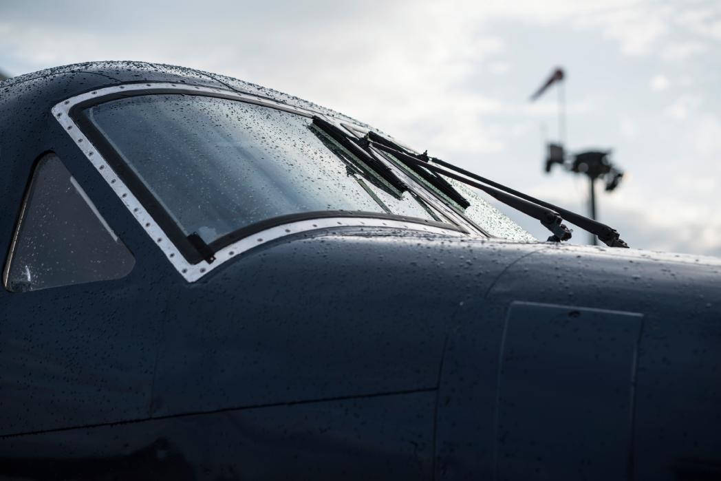 class b c d e g weather minimums for VFR comparison
