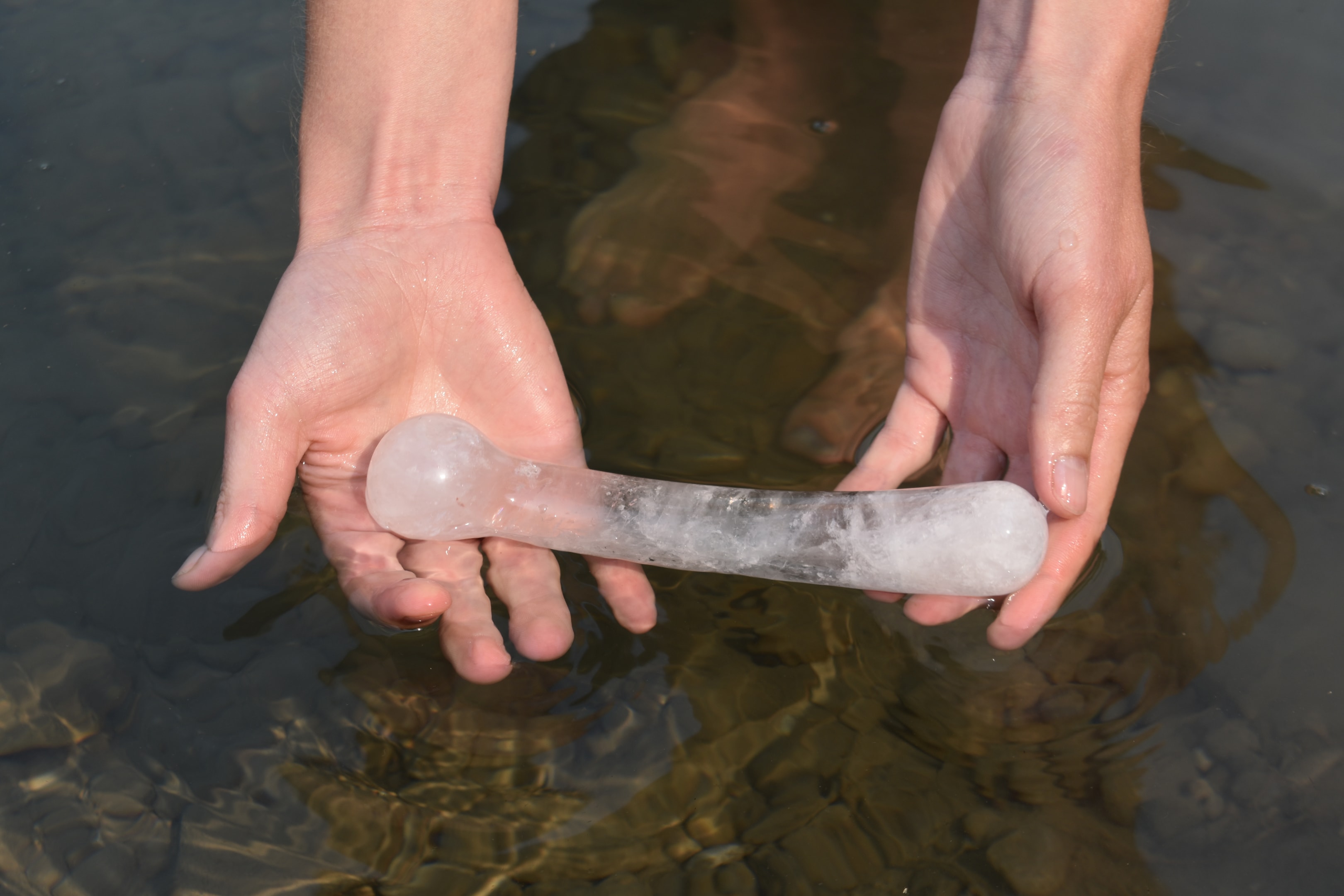 Pelvic wand to improve pelvic health