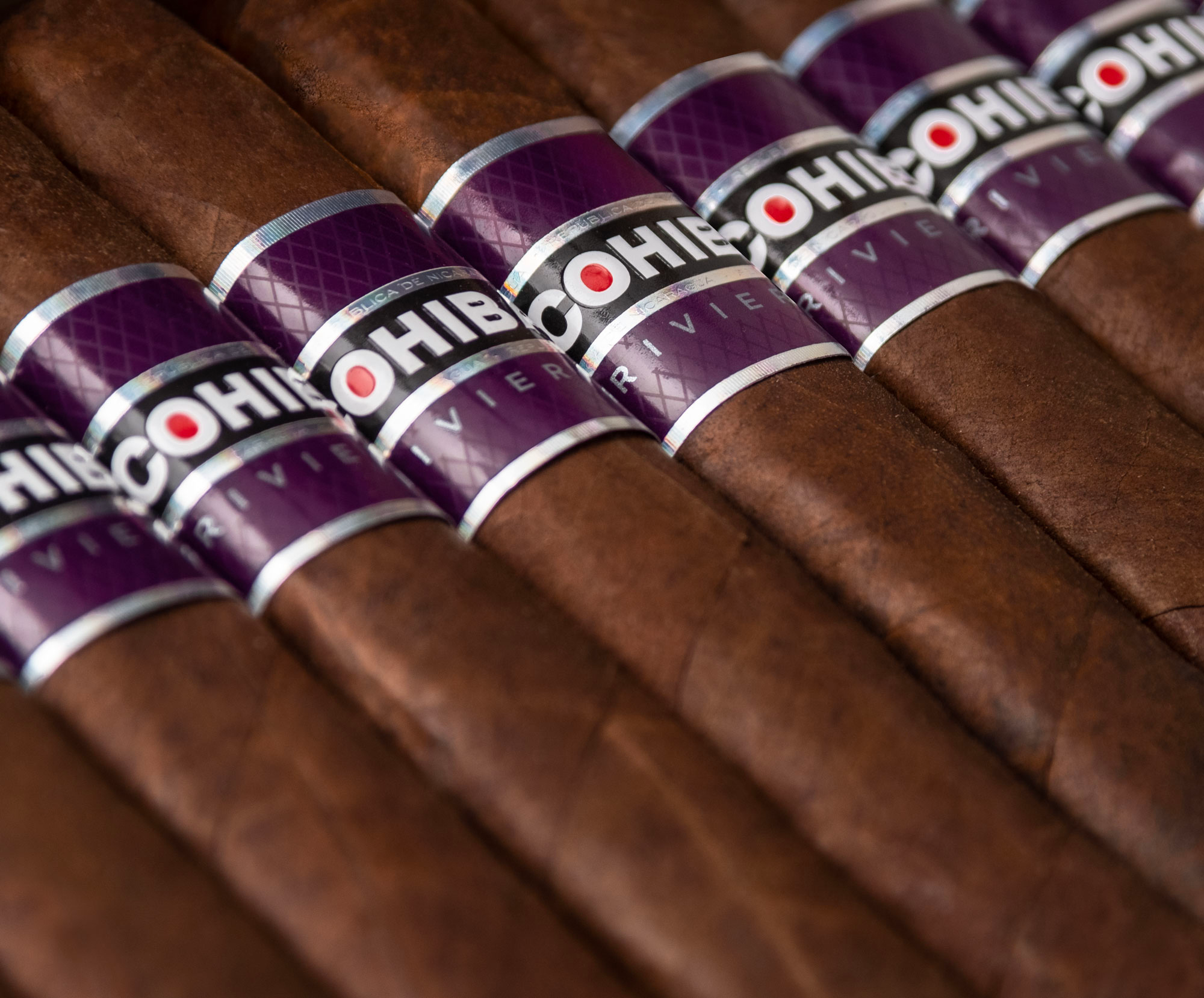 An image of the Cohiba Riviera Toro Box-Pressed 6.5x52 cigar, providing a long-lasting smoking experience.