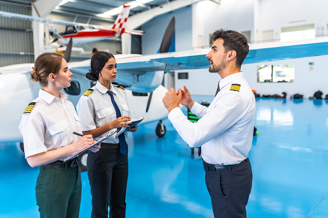 navigation and instrument training for commercial pilots