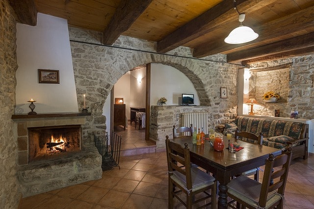 sharp mount, living room, chimney