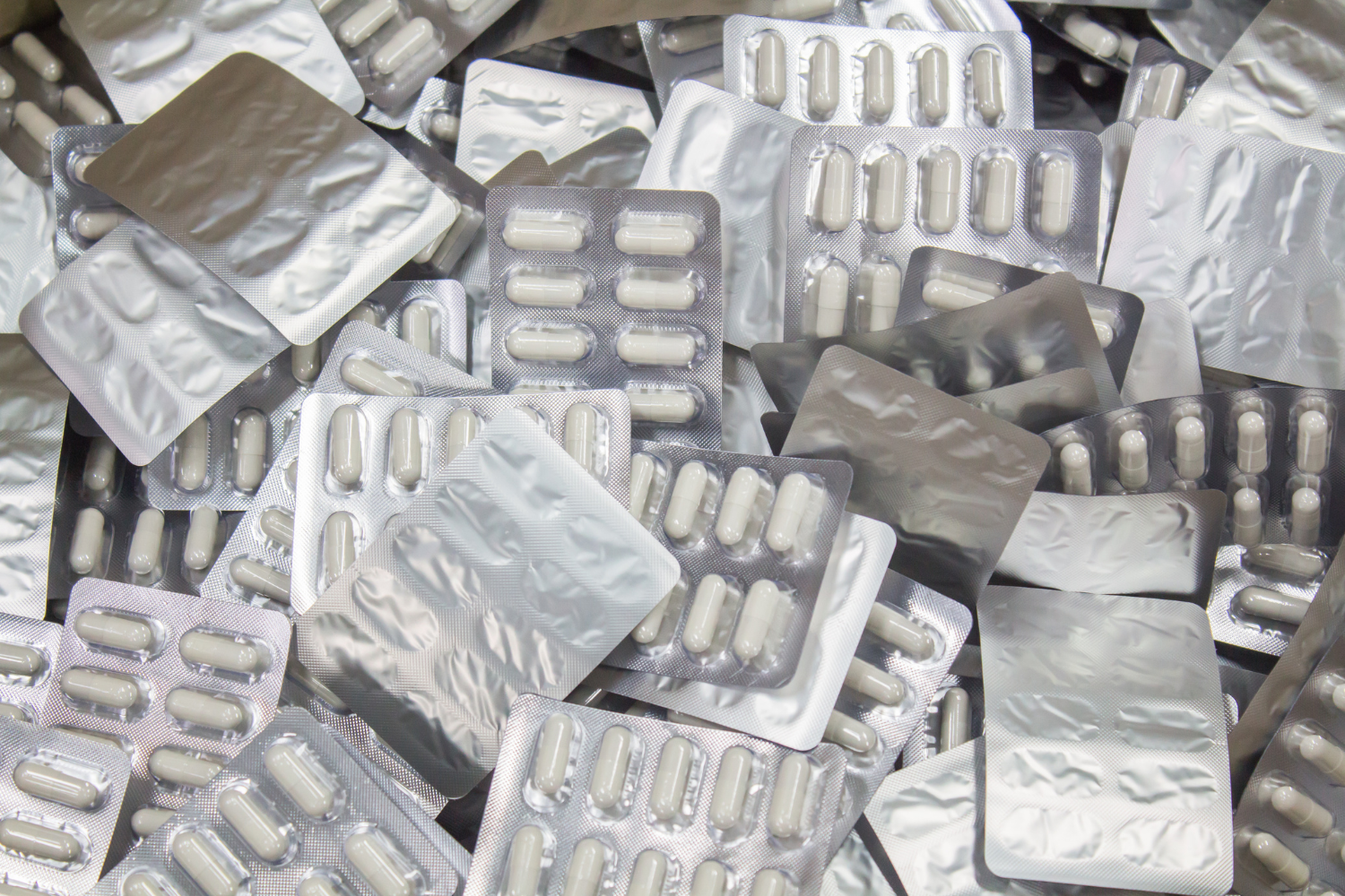 Visual of supplement capsules.
