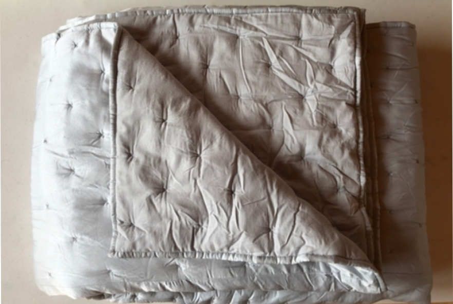 eileen fisher comforter