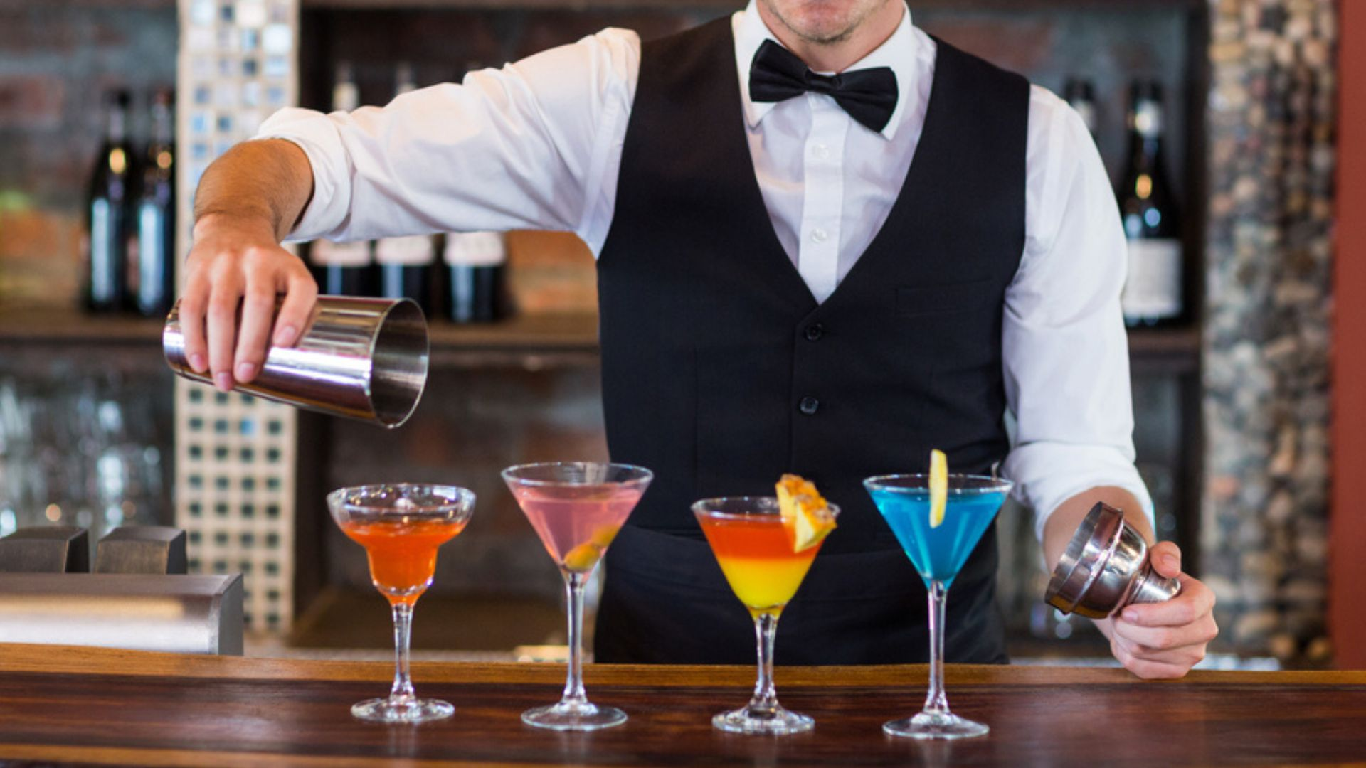 How Much Are You Spending On Mobile Bar Hire For Your Party? -