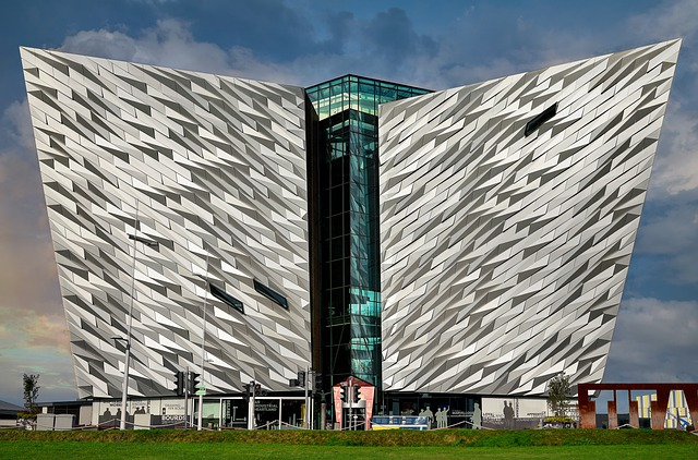 northern ireland titanic belfast tells