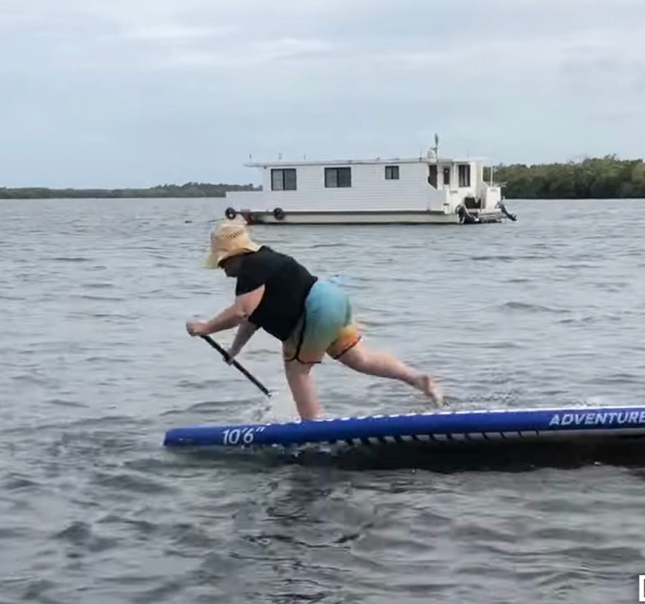 falling off an inflatable paddle board