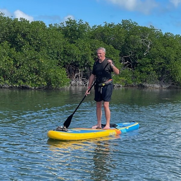 inflatable stand up paddle board 