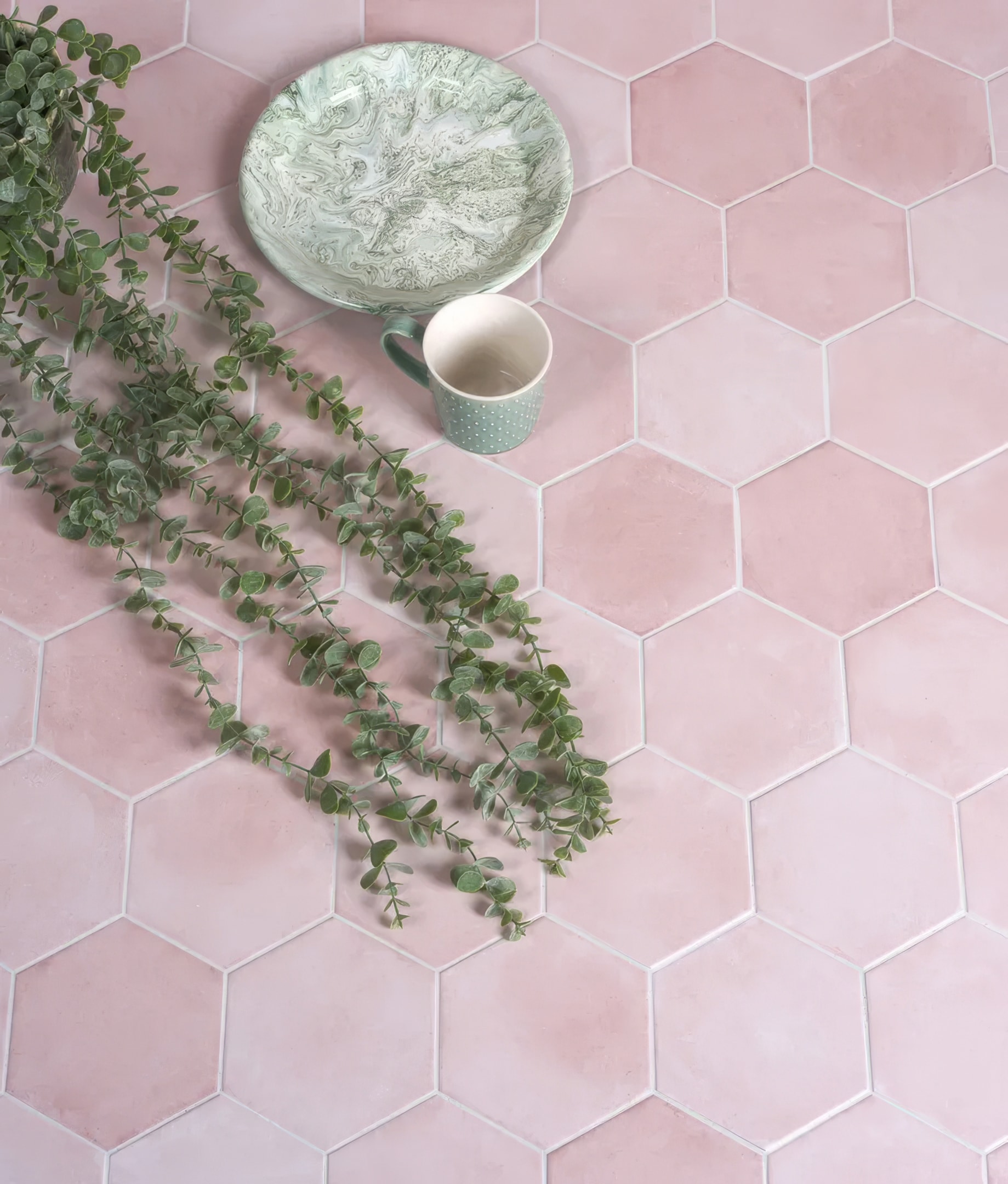 Medina Hexagon Porcelain Rosa