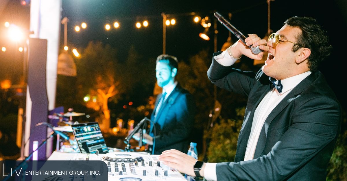 How to Personalize Your DJ Announcements for Wedding