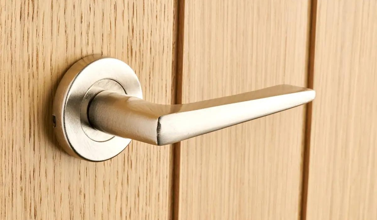 Modern satin chrome door handle