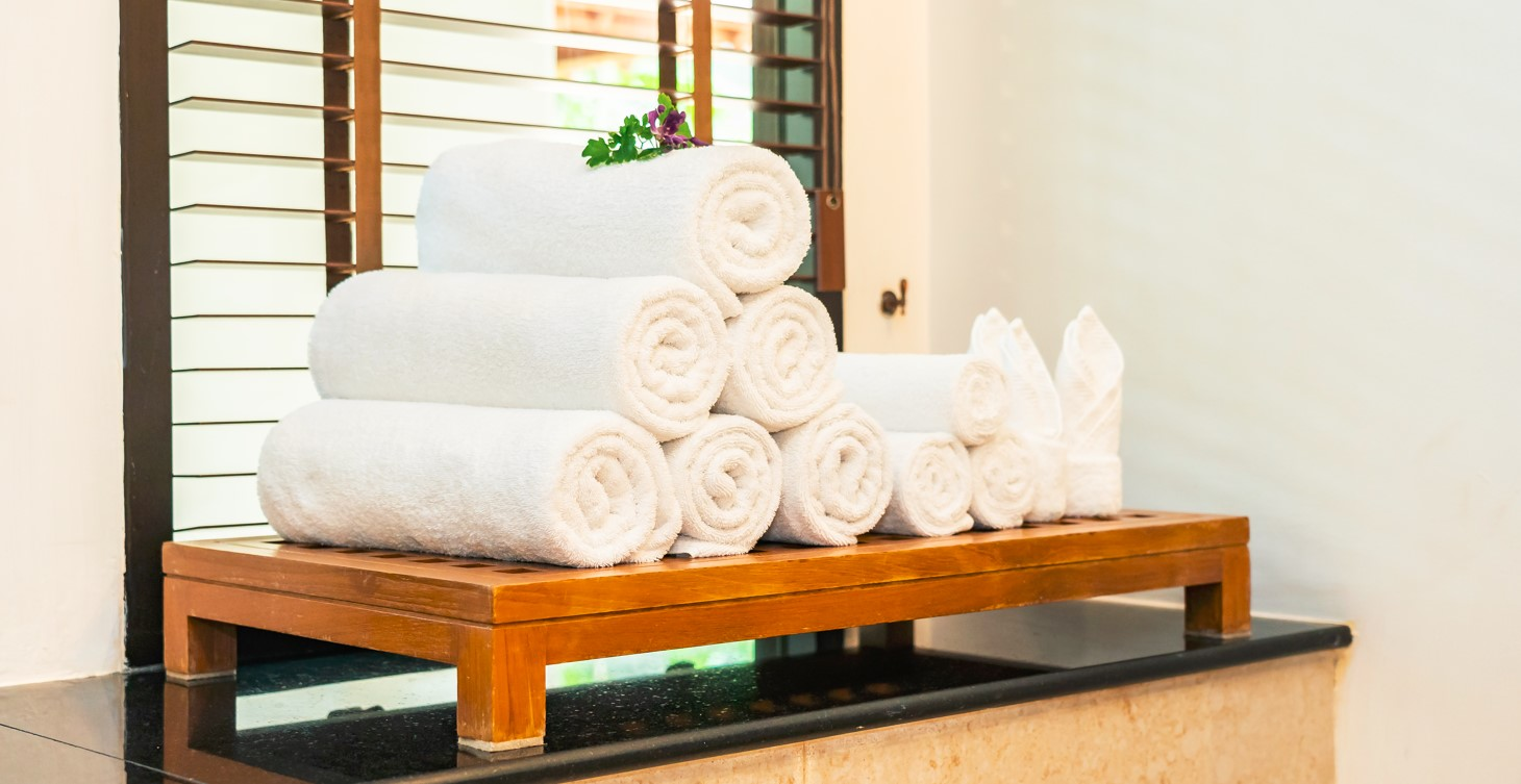 Bath Sheets vs. Bath Towel? – DelaraHome