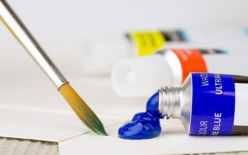 Choosing acrylic paint