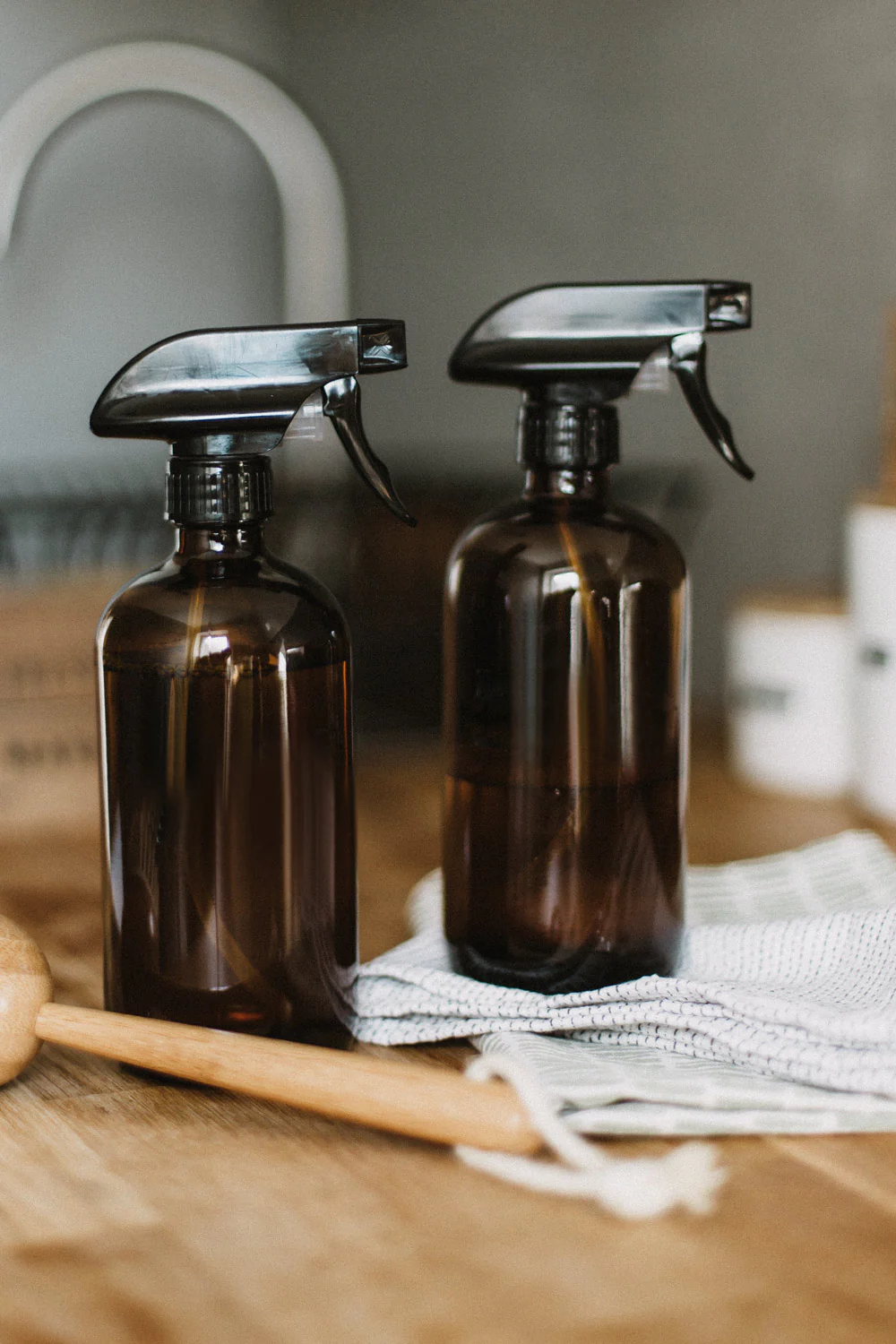 spray bottle to remove wallpaper