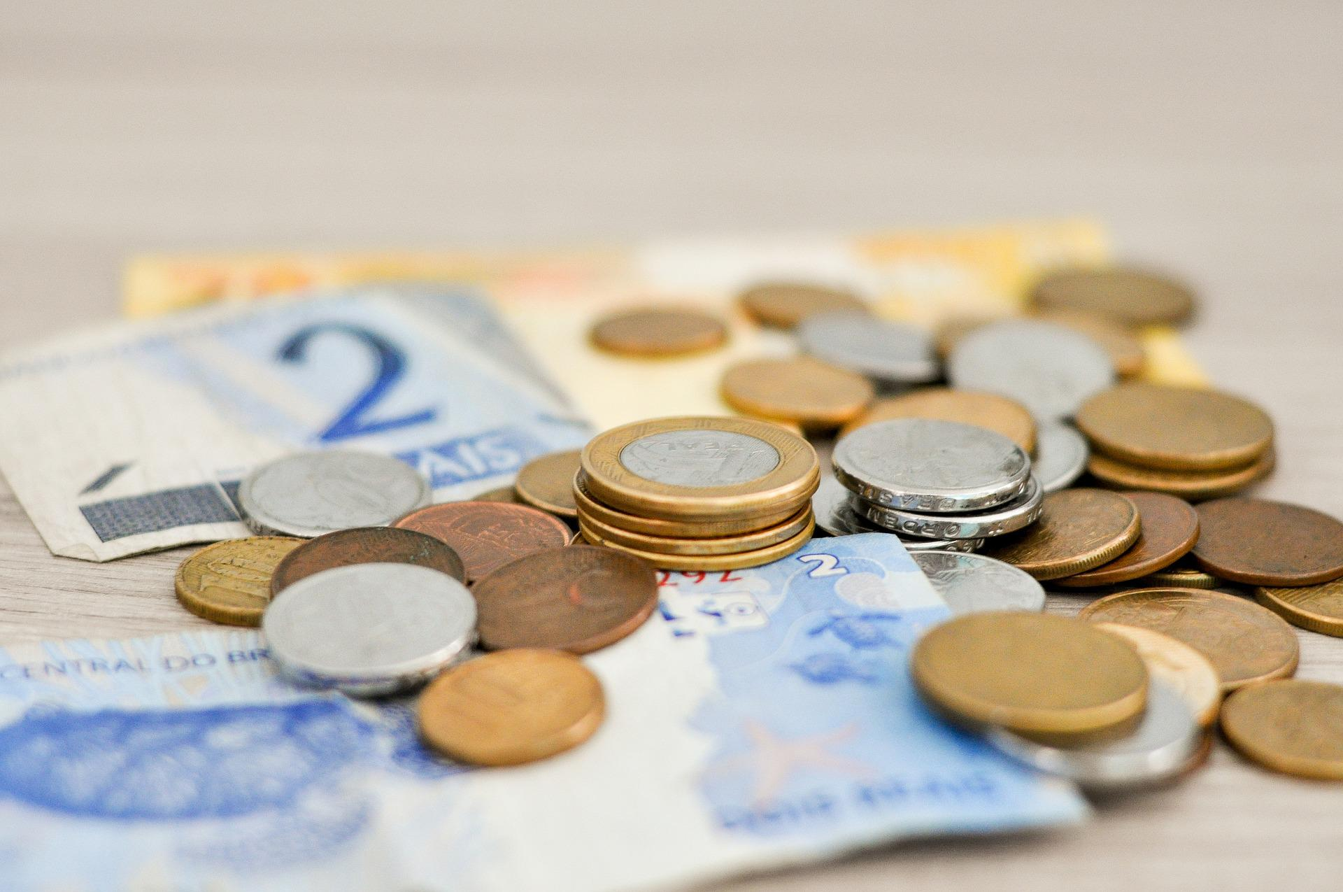 managing money on college