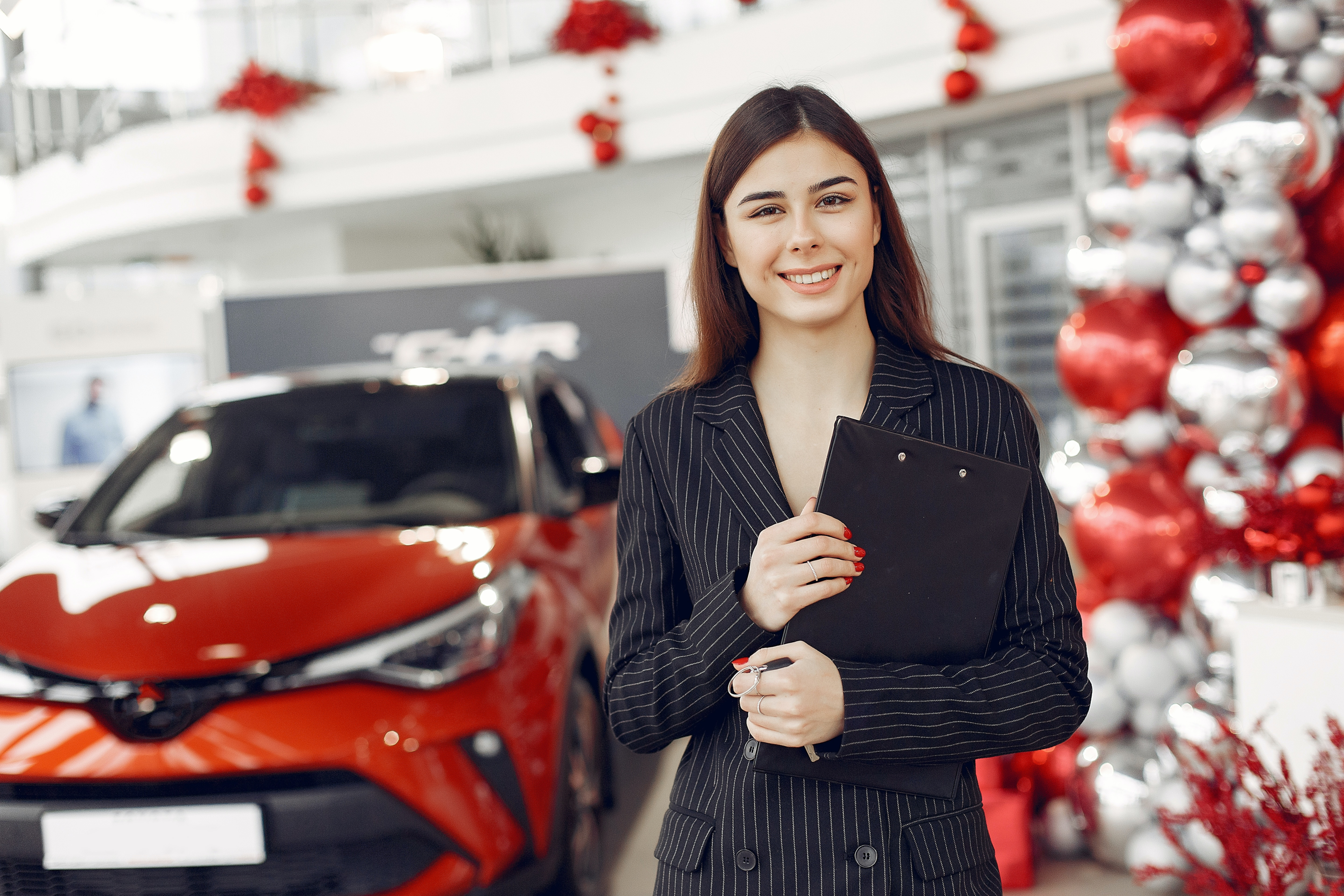 Let's learn how much do car dealers make a month