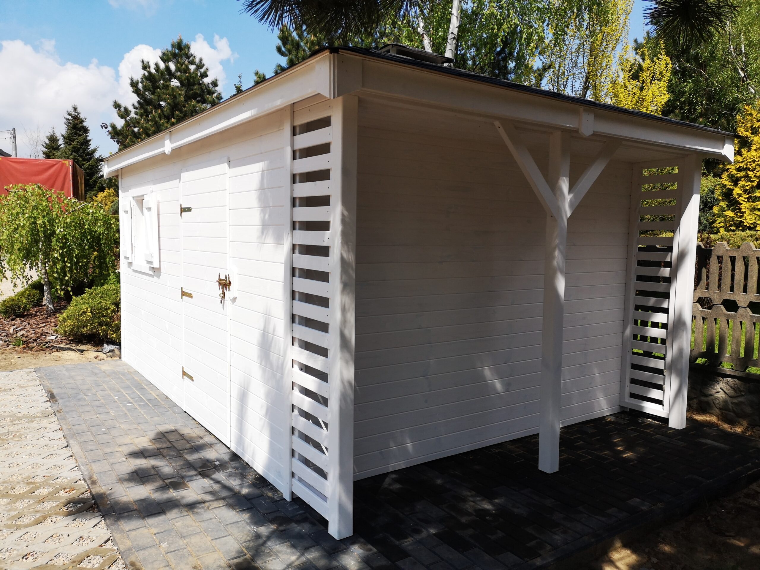 domek narzędziowy w ogrodzie, schowek ogrodowy altanyna5.pl