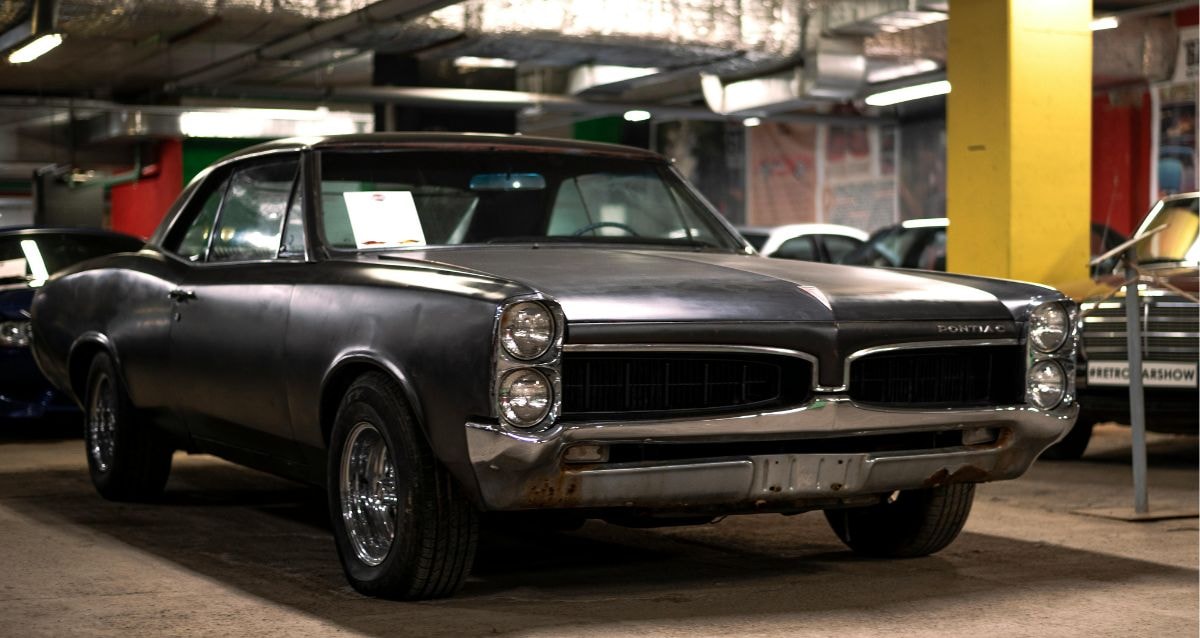 Classic car covered transport