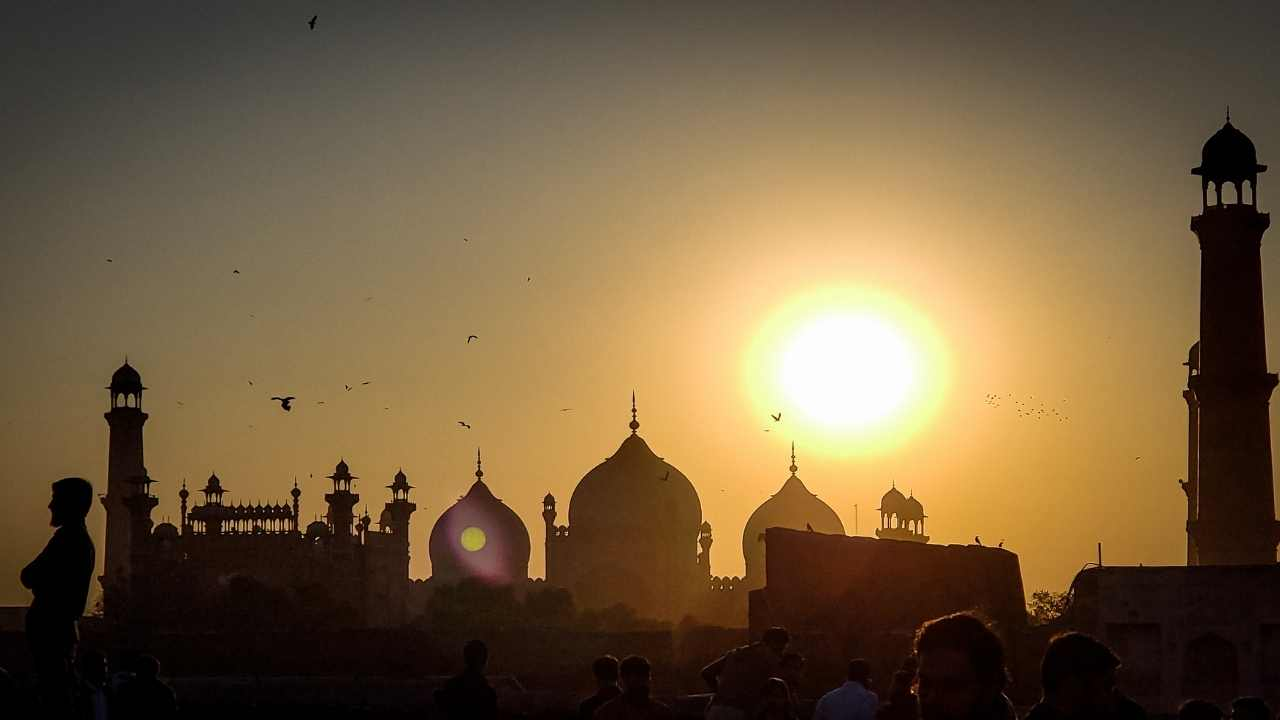 badshahi mosque, sunset, beautiful 