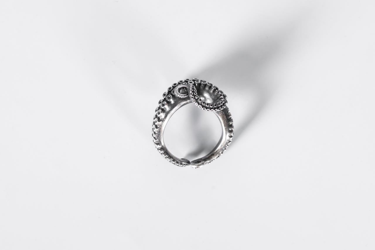 Vintage-Ringe sind die perfekte Inspiration für ausgefallene Trauringe. 