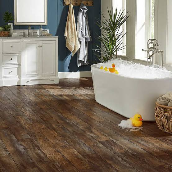 Waterproof wood outlet flooring