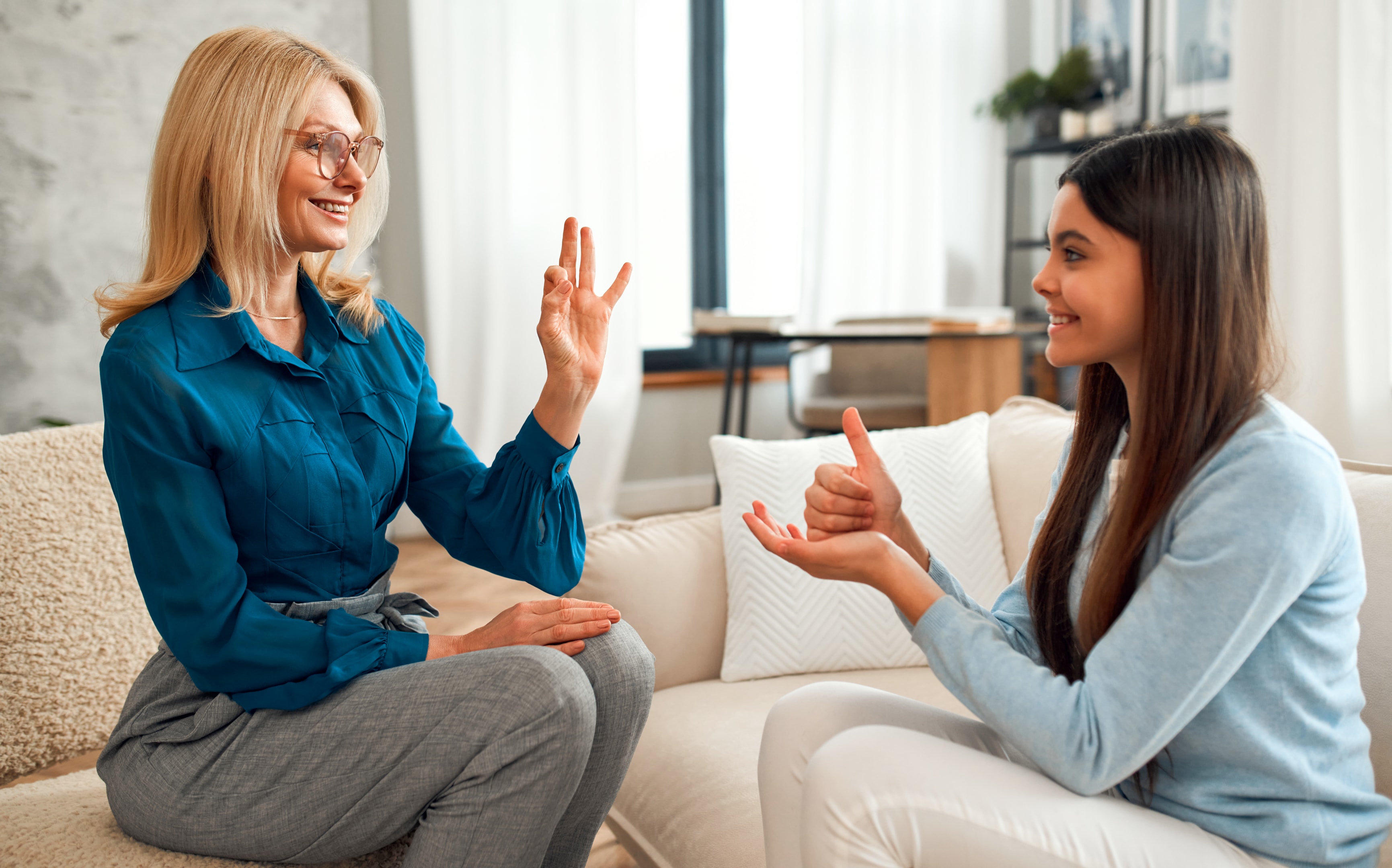 Therapist and client discussing cognitive concepts without emotional connection in schema therapy.