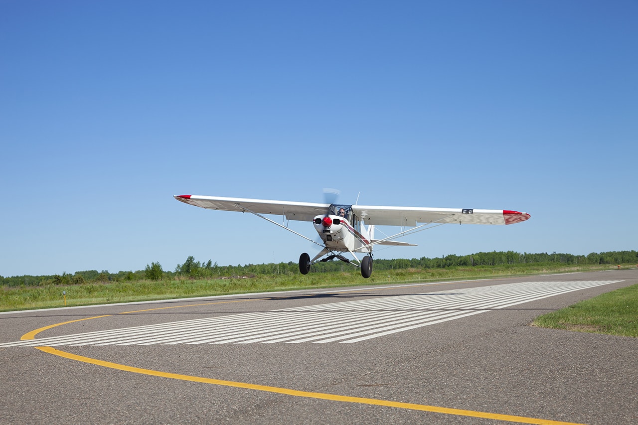 flight training aircraft takeoff