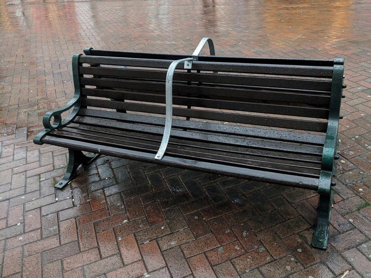 Segmented Benches in England